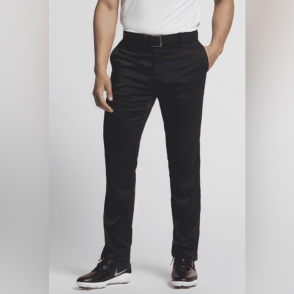 NWT Nike Men's Flex Golf Pants Core in Black 30 x 32